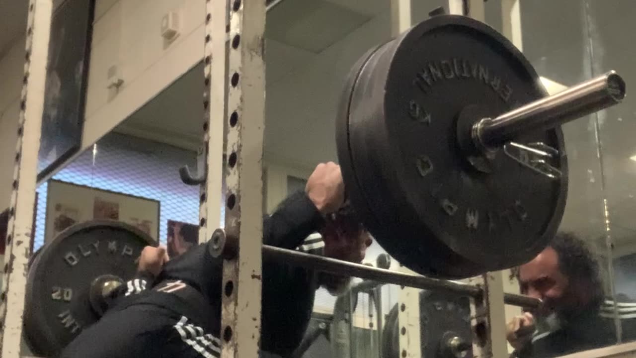 Squat: 180kg at 90% for 1x1