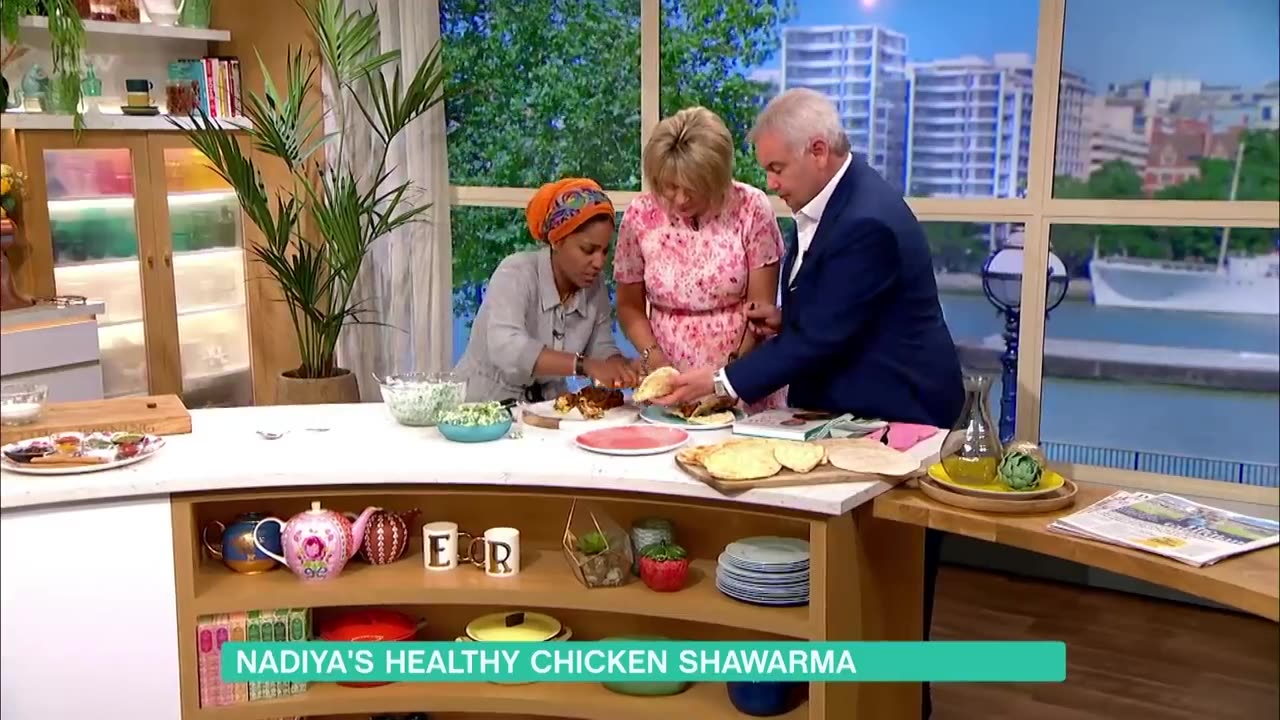 Nadiya Hussain's Healthy Chicken Shawarma | This Morning