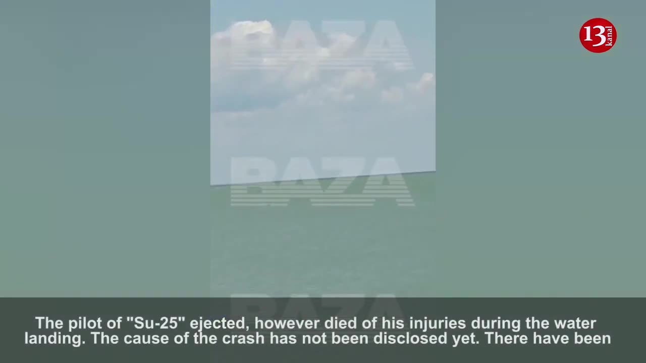 Moment: Russian "Su-25" fighter crashes into the sea - Pilot is unable to survive