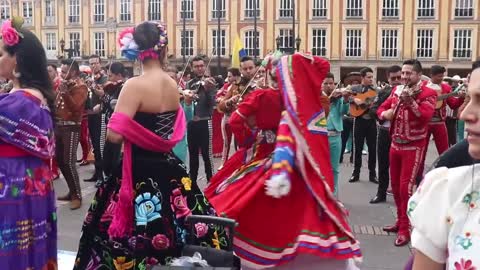 Plaza de Bolivar, FESTIVAL DEL MARIACHI EN COLOMBIA