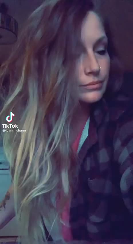 Patriots! This is that lady is passionate about the election!