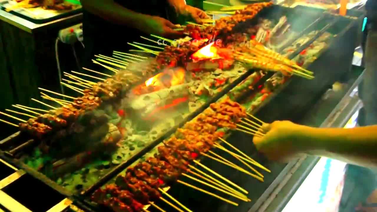 Satay Makanan Malaysia Yang Pelancong Harus Cuba