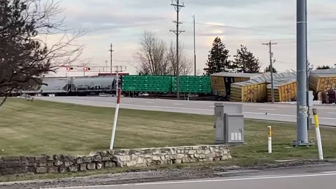 JUST IN: Cargo train derails in Springfield, Ohio.