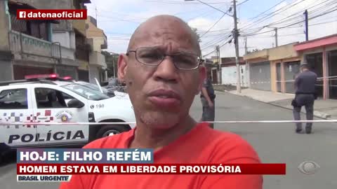 Homem faz filho refém em SP