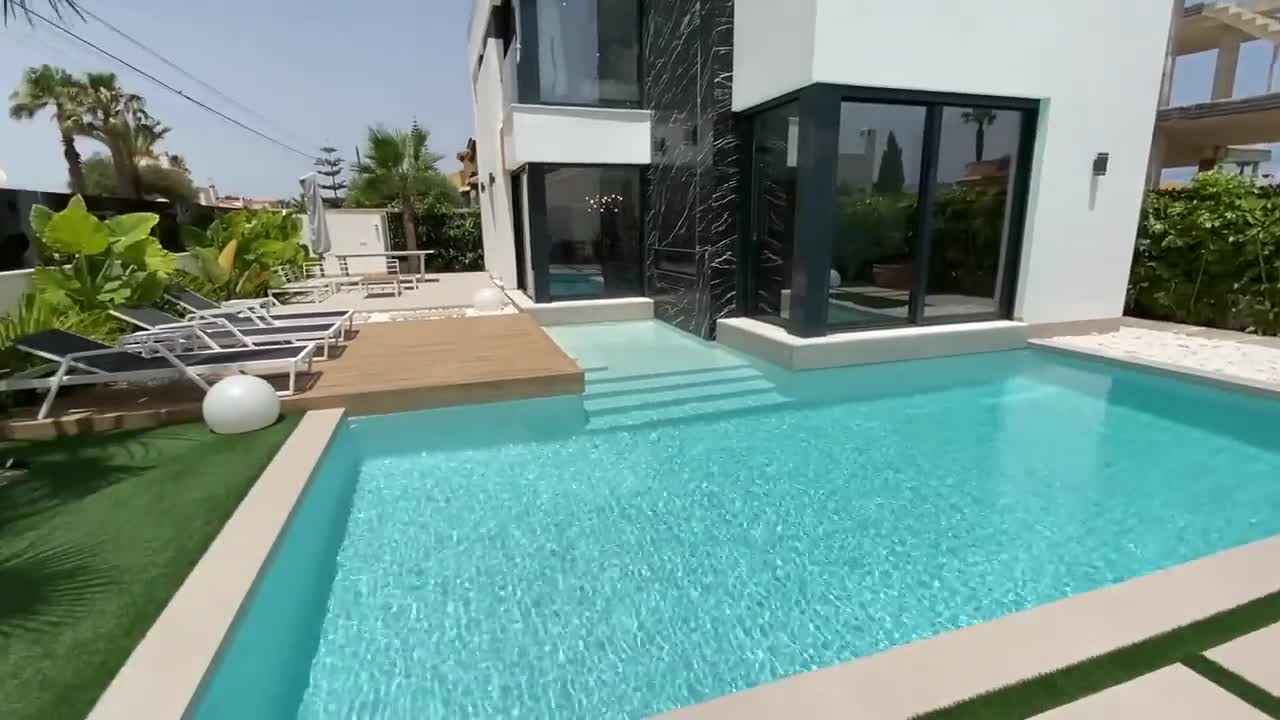 House Tour - Villa design et moderne à 550 000€ !