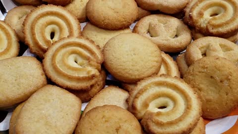 Best Danish Butter Cookies (Royal Dansk)