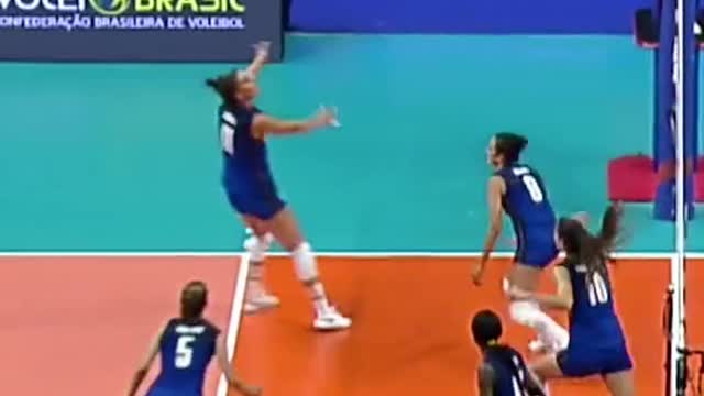 How many blocks! 👀 #volleyballworld