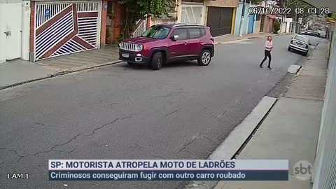 Motorista atropela criminosos que pilotavam moto no ABC Paulista | Primeiro Impacto (07/10/22)