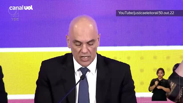 Alexandre de Moraes conversou com Lula e Bolsonaro após resultado das eleições