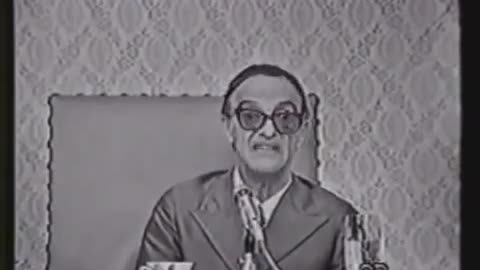 CHICO XAVIER FALA SOBRE A UMBANDA