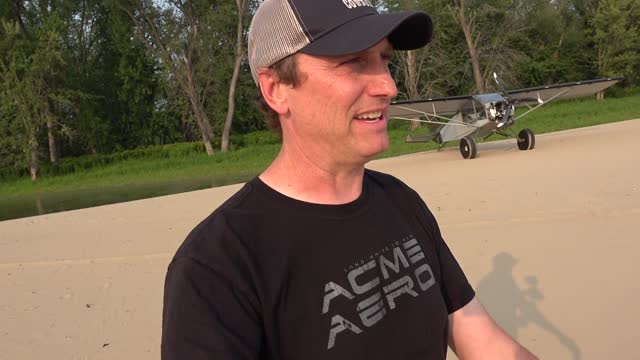 Bush Pilots having fun on Mississippi River sandbars