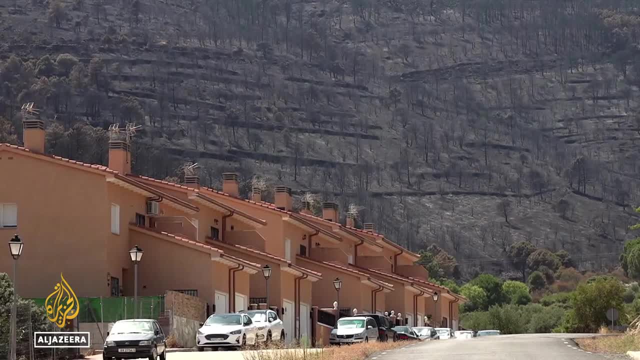 Spain heatwave: Local communities adapt to weather conditions