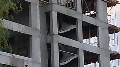 ΤΟΣΟΣ ΚΟΠΟΣ ΧΤΙΣΙΜΑΤΟΣ ΓΙΑ ΝΑ ΒΑΛΟΥΝ ΜΕΣΑ ΟΙ ΑΝΘΡΩΠΟΙ ΤΟ ΑΘΛΙΟ ΣΑΡΚΙΟ ΤΟΥΣ