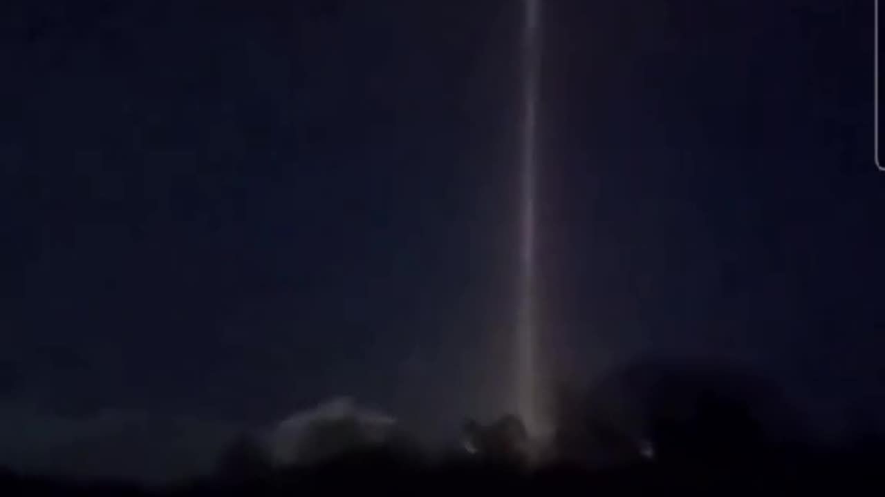 A Beam of light pillar was recorded over Michigan