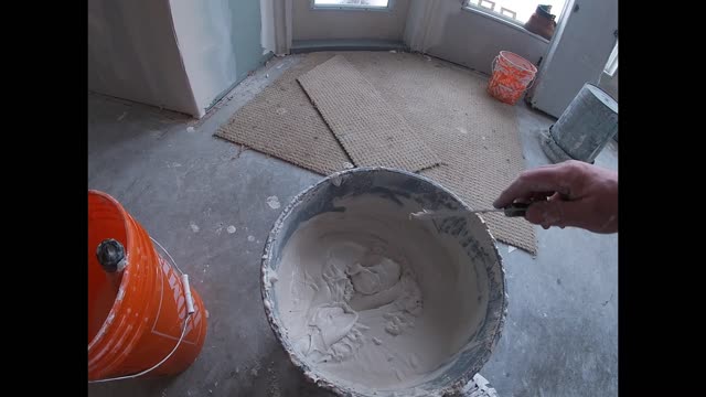 How To Mix Up Drywall Mud