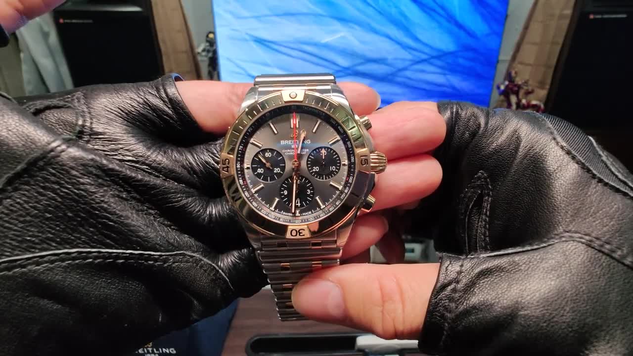 Breitling Chronomat B01 42mm 18K Rose Gold 2022