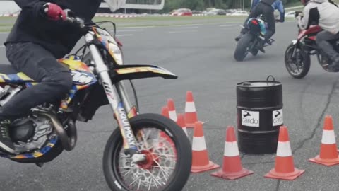 KTM 450 Supermoto vs. Kawasaki Ninja #shorts