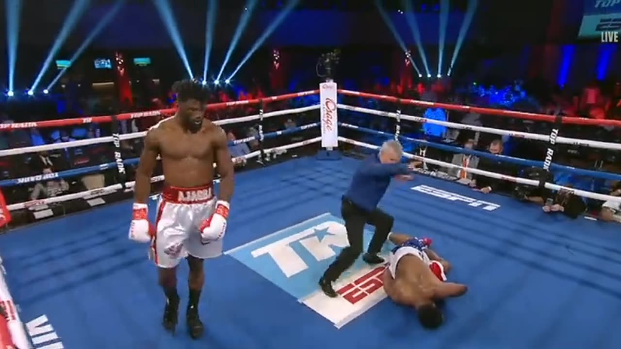 Nigerian Efe Ajagba BRUTALLY KO's Brian Howard. WHOA!!🥶