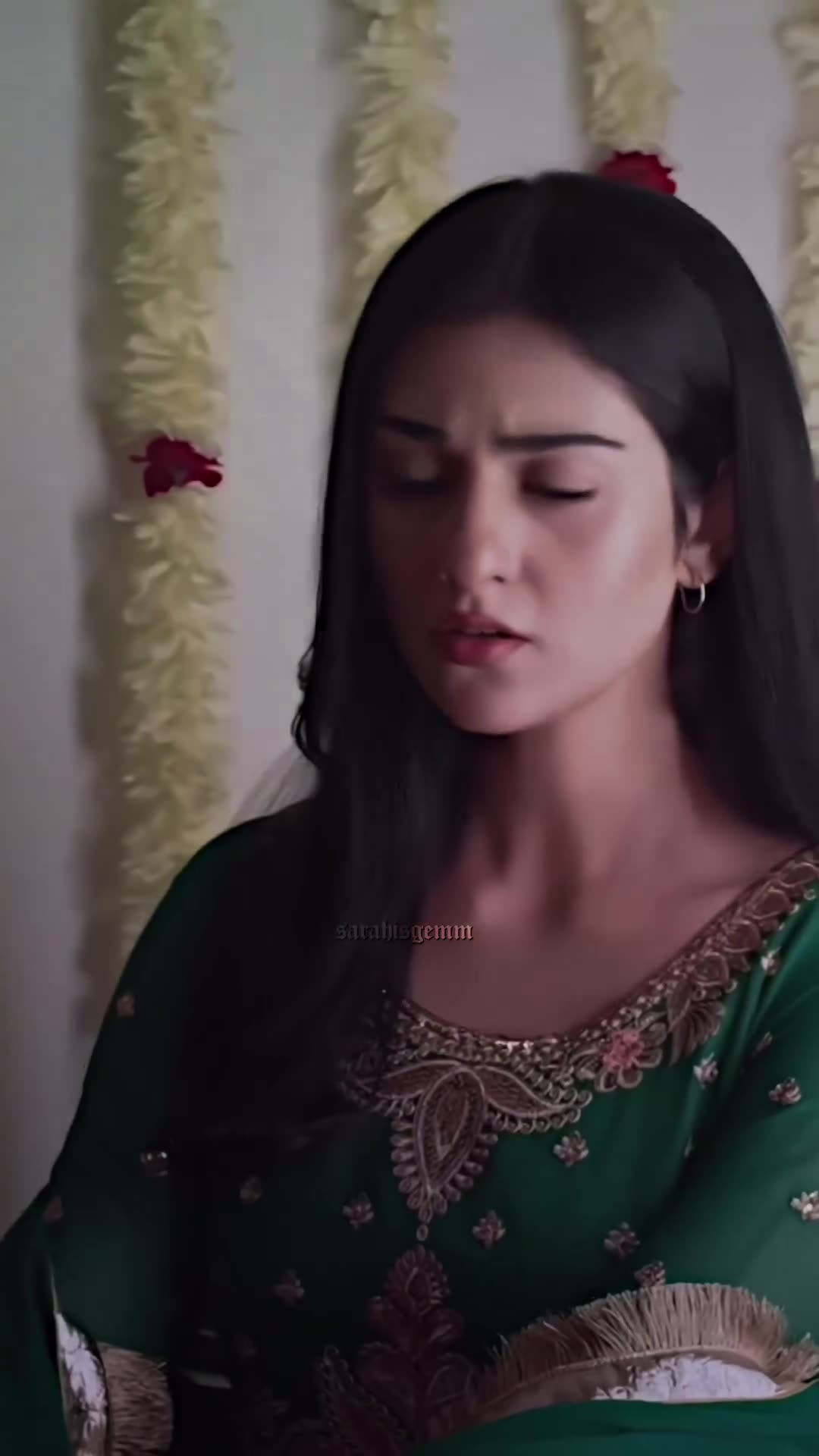 Sarah khan