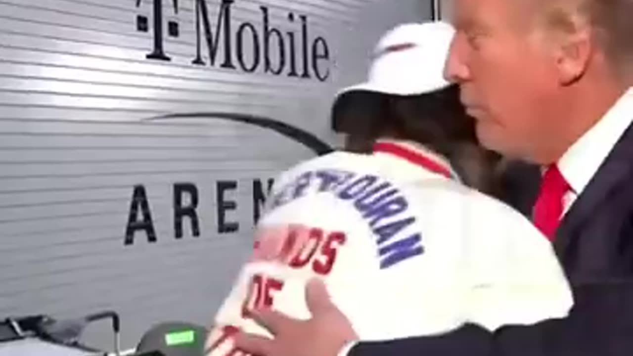 Donald Trump meets Jorge MASVIDAL at ufc