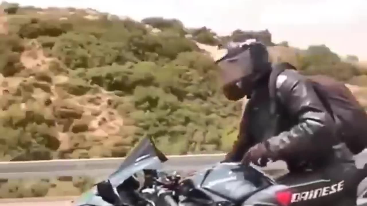 Rider of Ninja H2r car overtakeing 😎😈🤠😜❤️‍🔥😱🔥