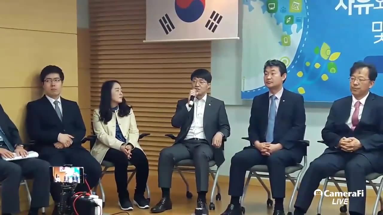 20190508_V3_S05(IOuBAYZFDSw)젊은 변호사들도 촛불의 만행에 두눈 뜨고 볼수없어