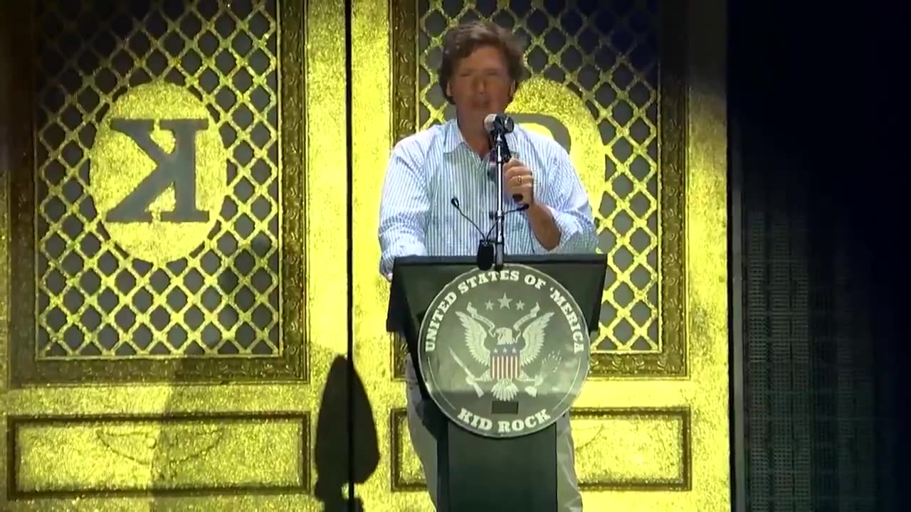 Tucker Carlson Opens up for Kid Rock during his Summer Tour