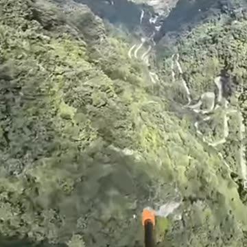 WING SUIT TEAM TARGET HUNTING
