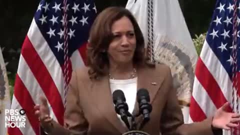 Kamala Harris: "When we talk about the children of the community, they are a children of the community"