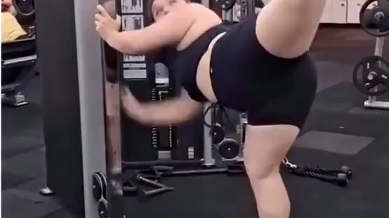 Large Girls In The Gym