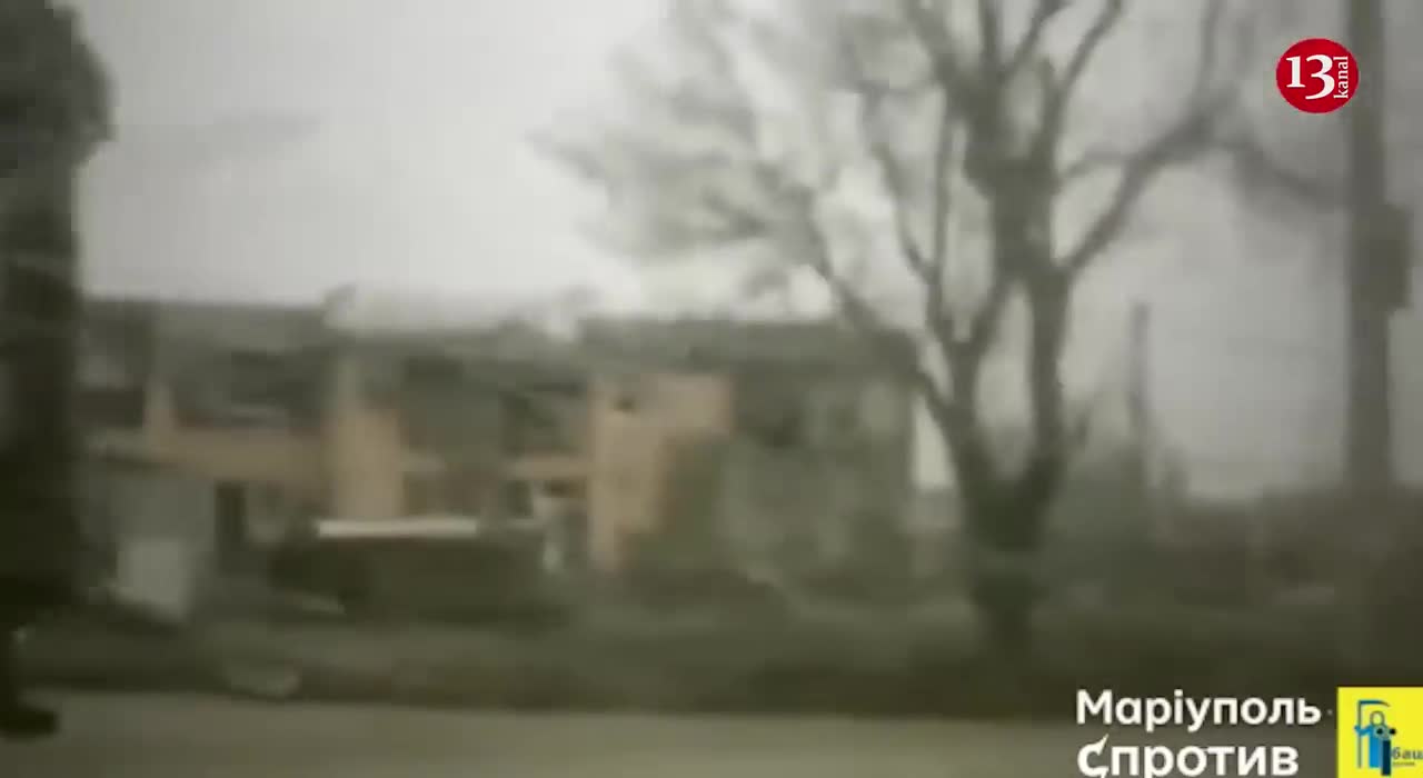 Large convoy of Russian equipment moving towards Zaporozhye-Russia GATHERING FORCE in this direction