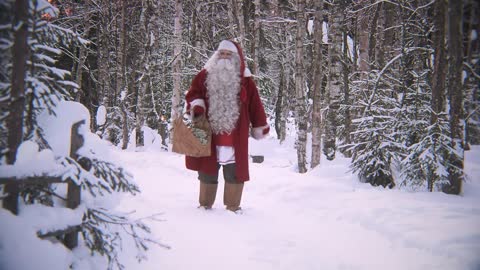 Santa Claus & reindeer_ departure of Father Christmas from Lapland Finland - Message Merry Christmas