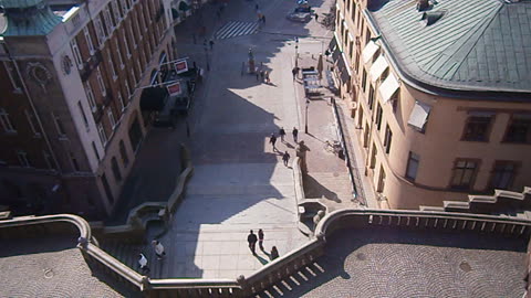 Platsen där en 43 årig flerbarnspappa föll offer för fotbollsvåldet.