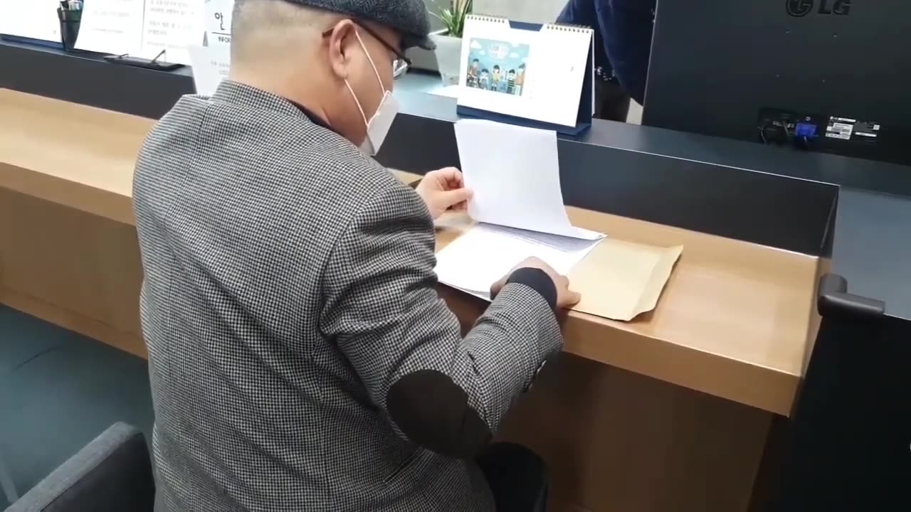 20200324_V3_S03(eClxIGN1keI)집회금지 관련 진정서 제출하러 가는데