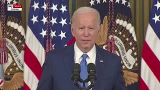 Clueless' Joe Biden 'panics' after Elon Musk question
