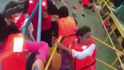 The sinking of the ferry that was caught on a cellphone camera (titanic)