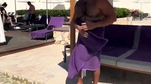 Pranking my husband with dissolvable swim trunks