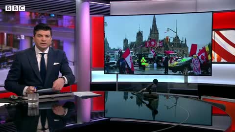 Police arrest leaders of trucker convoy in Canadian capital - BBC News