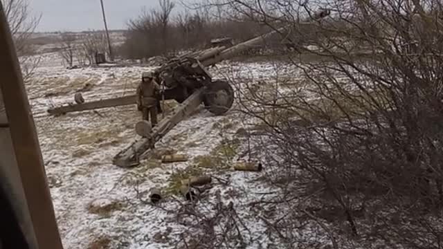 Massive Artillery Gun