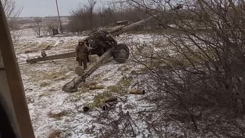 Massive Artillery Gun