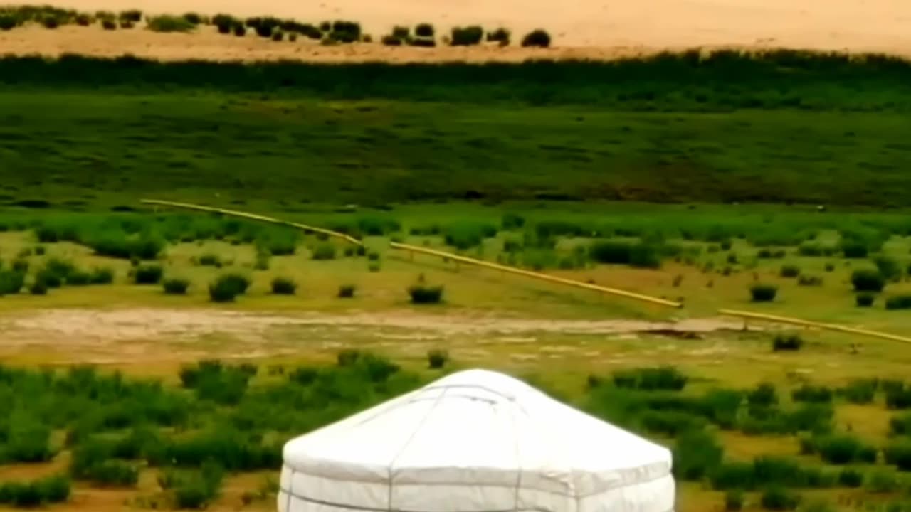 World's largest country and less populated country" Mongolia"