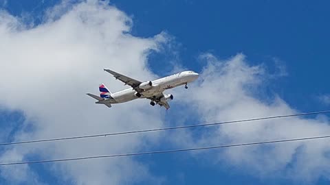 Airbus A321 PT-MXC vindo de Natal para Fortaleza