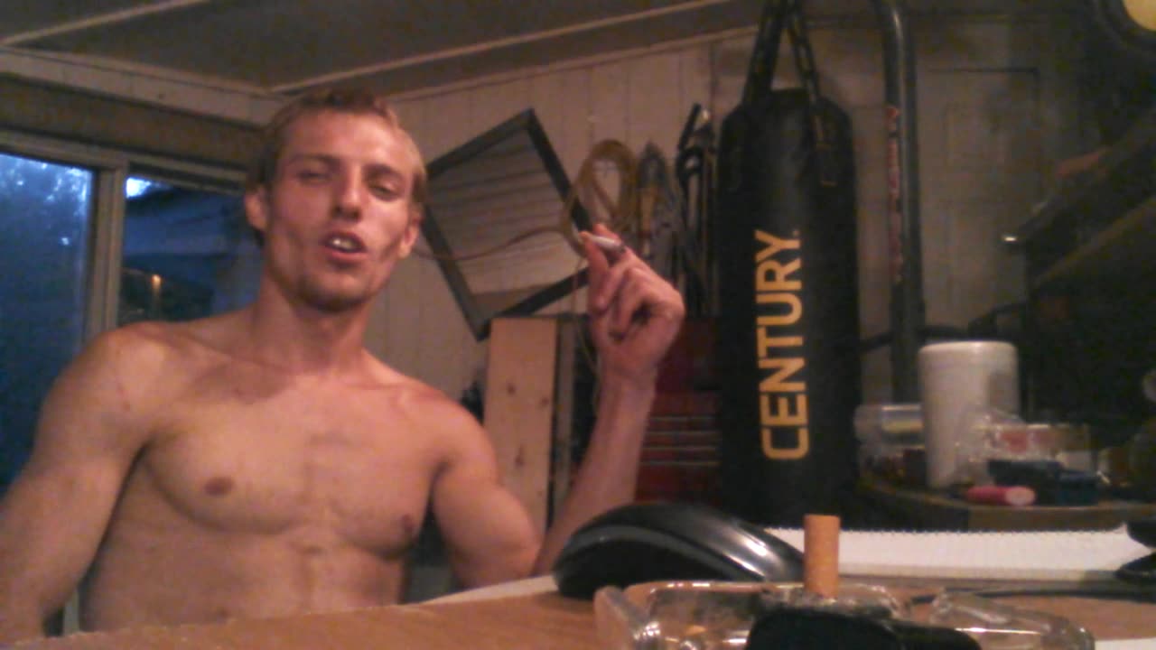 20160719_212631 reviewing nylon string chillin