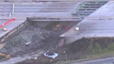 I-95 Southbound Lanes Are Being Taken Down After Tanked Explosion Collapsed The Northbound Lanes