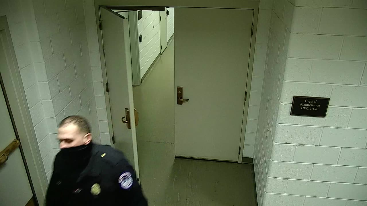 7111CVCULElevator#3nearHVC127_2021-01-06_14h40min02s810ms.mp4