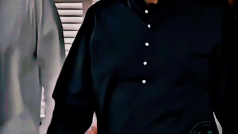IMRAN KHAN WALKING STYLE