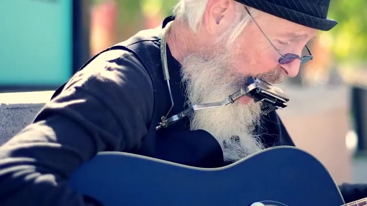 Amazing Street Musician Guitarist