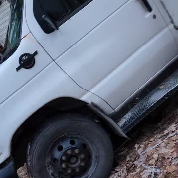 NYE | The Lads Skoolie Life Vlog-005 | #shorts