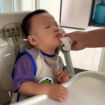 The child fell asleep after eating.