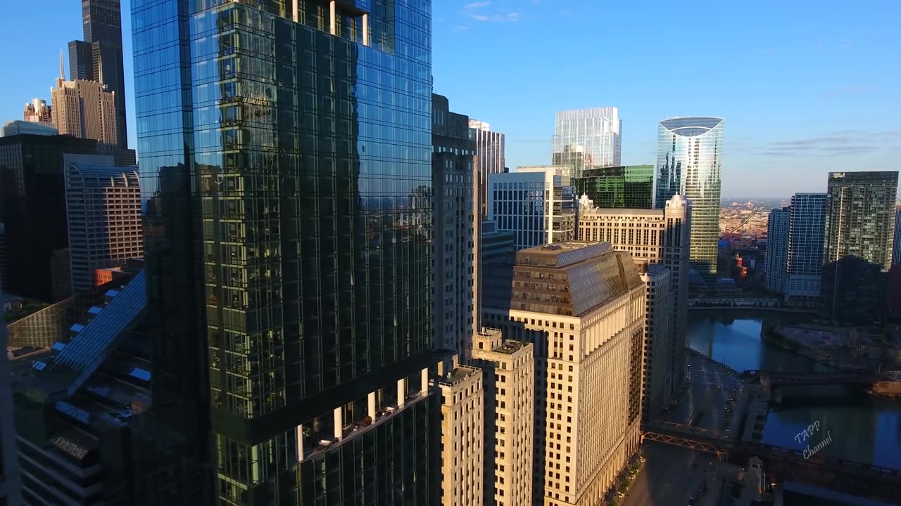 4k Drone view of Chicago